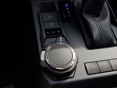 New 2026 Toyota Tacoma SR image 27