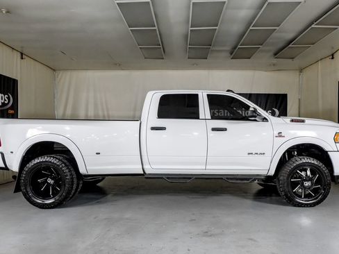 Used 2022 RAM 3500 Tradesman AWD/4WD image 6