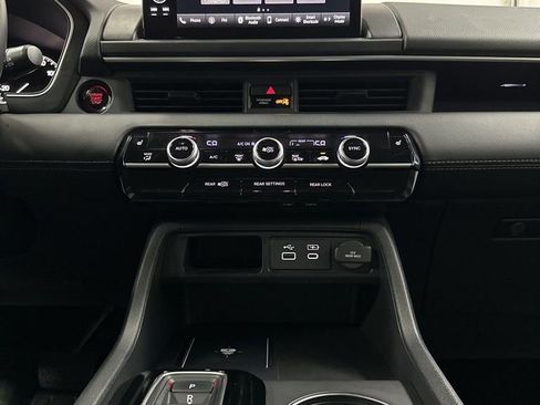 Used 2023 Honda Pilot EX-L image 23