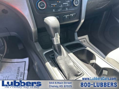 Used 2017 Ford Escape SE AWD/4WD image 18