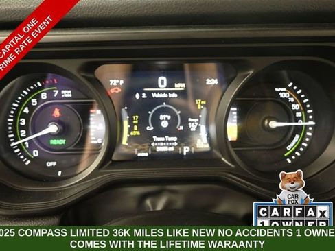 Used 2024 Jeep Wrangler Unlimited w/ Convenience Group AWD/4WD image 33