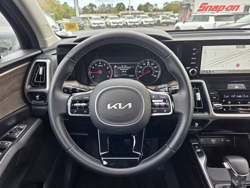 Used 2023 Kia Sorento X-Line EX AWD/4WD image 14