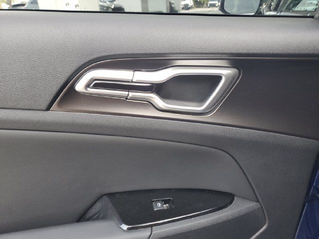 Certified 2024 Kia Sportage EX FWD image 11