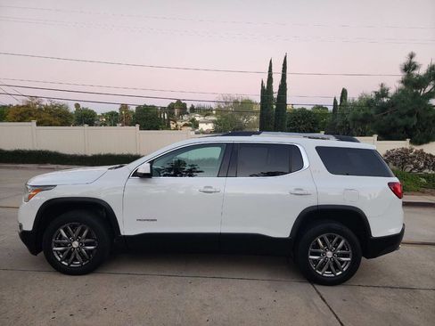 Used 2017 GMC Acadia SLT image 5