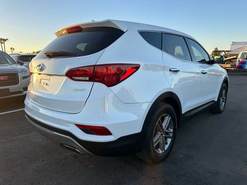 Used 2017 Hyundai Santa Fe Sport image 10
