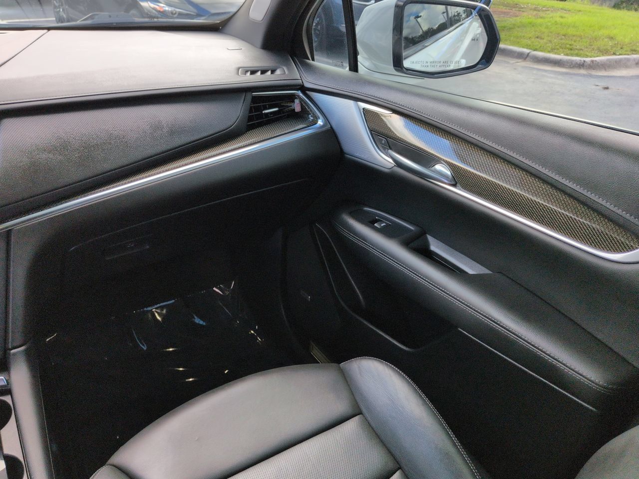 Used 2022 Cadillac XT5 Sportv w/ LPO, Floor Liner Package AWD/4WD image 17