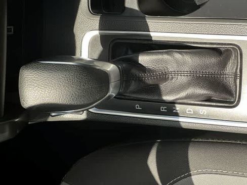 Used 2018 Ford Escape SE w/ SE Sync 3 Package FWD image 16