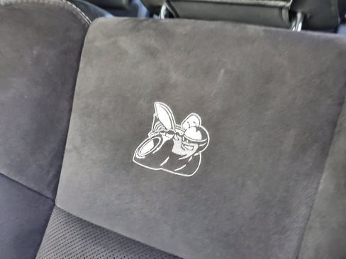 Used 2018 Dodge Charger R/T Scat Pack image 27