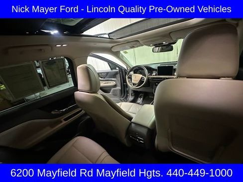 Used 2022 Lincoln Corsair AWD w/ Premium Package image 26