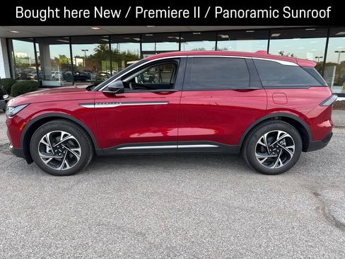 Used 2026 Lincoln Nautilus Premier w/ Equipment Group 102A AWD/4WD image 8