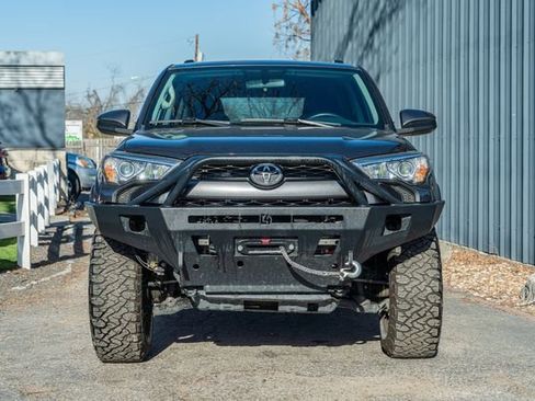 Used 2019 Toyota 4Runner 4WD image 9