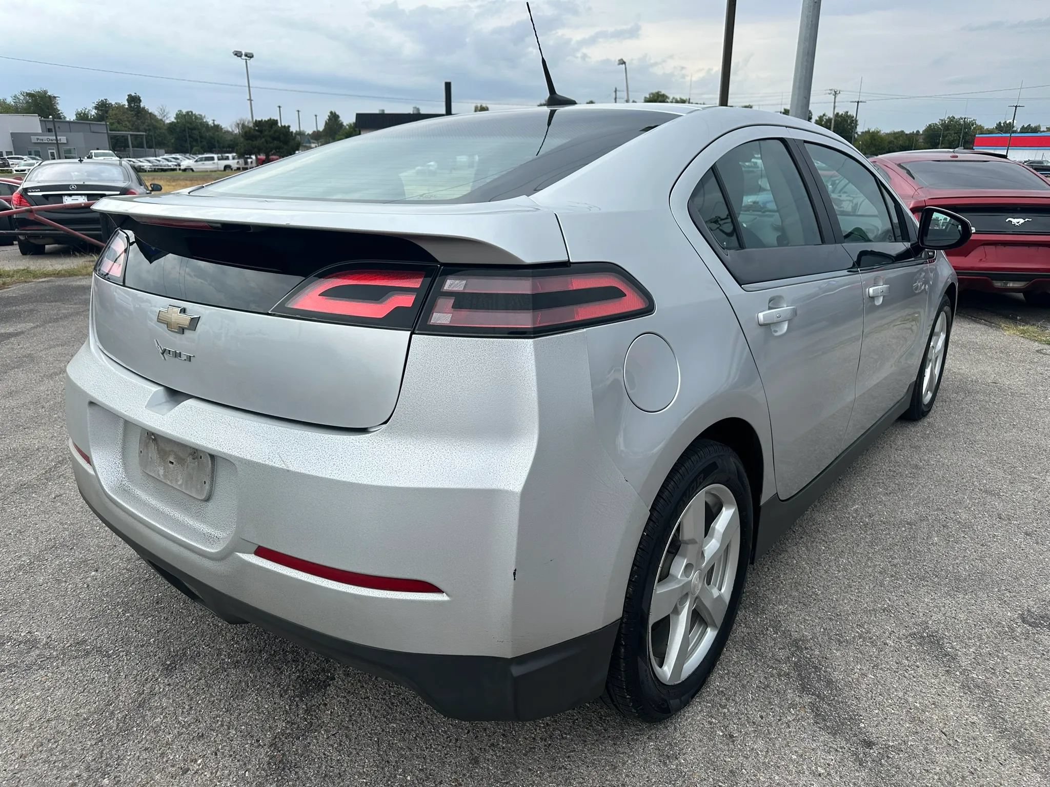 Used 2013 Chevrolet Volt FWD image 32