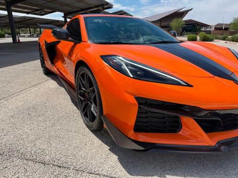 Used 2024 Chevrolet Corvette Z06 w/ Z07 Performance Package image 34