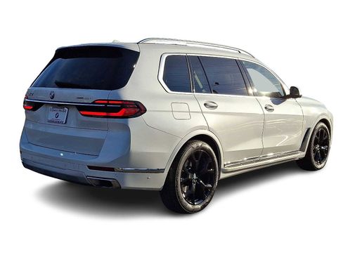 Certified 2023 BMW X7 xDrive40i w/ Executive Package image 6