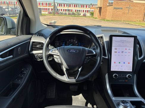 Used 2024 Ford Edge SEL AWD/4WD image 29
