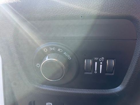 Used 2023 Jeep Grand Cherokee Altitude AWD/4WD image 44