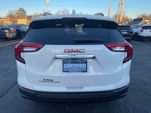 Certified 2023 GMC Terrain SLE w/ Driver Convenience Package image 5
