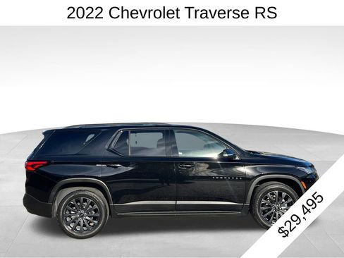 Used 2022 Chevrolet Traverse RS w/ LPO, Floor Liner Package image 2
