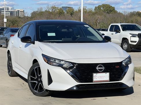 New 2025 Nissan Sentra SR image 2