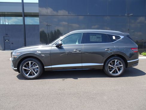 New 2025 Genesis GV80 2.5T Advanced image 2