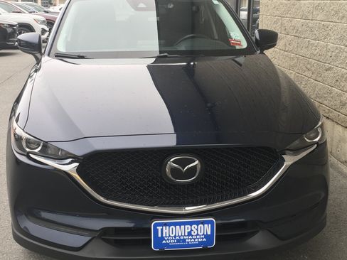Used 2019 MAZDA CX-5 Touring AWD/4WD image 2