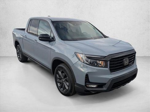 Certified 2023 Honda Ridgeline Sport image 3