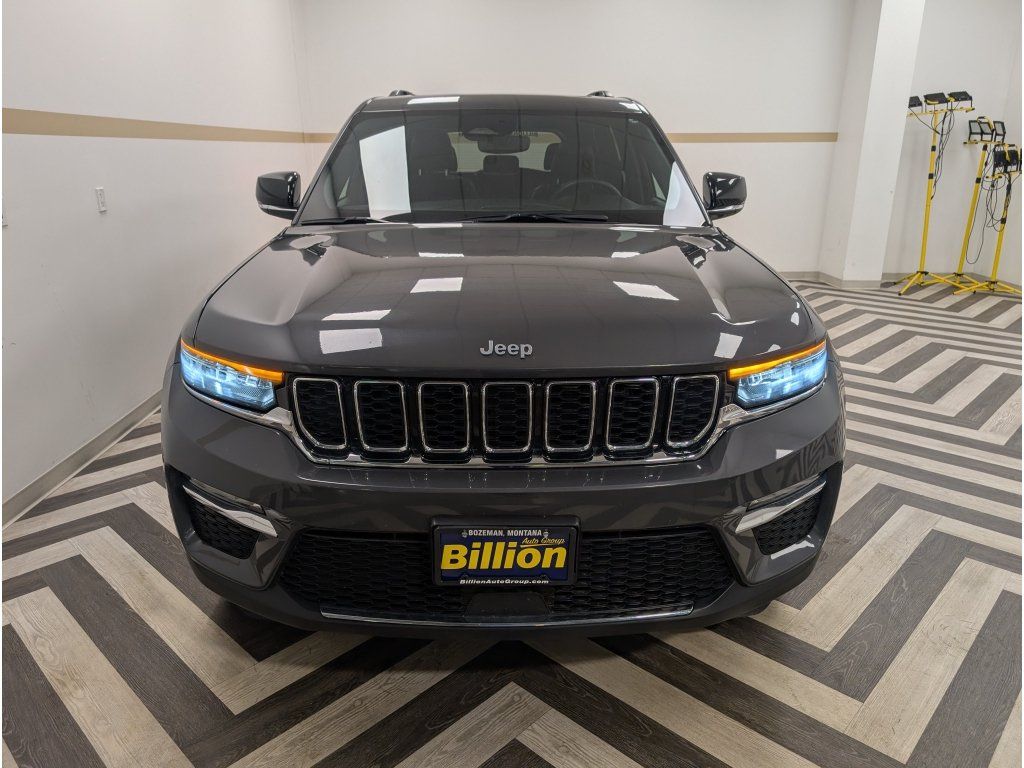 Used 2024 Jeep Grand Cherokee Limited 4xe AWD/4WD image 30