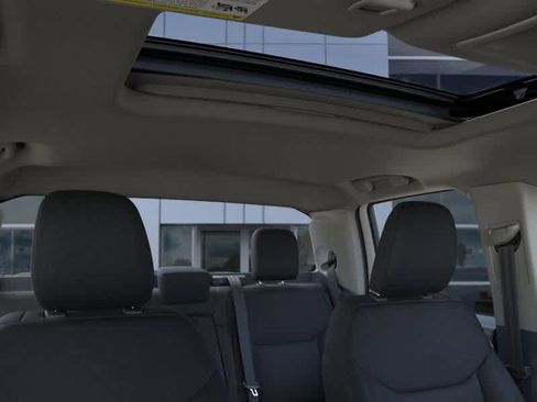 New 2025 Ford Maverick XLT w/ Equipment Group 301A image 12