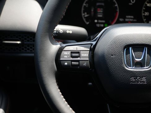 Used 2024 Honda HR-V Sport image 21