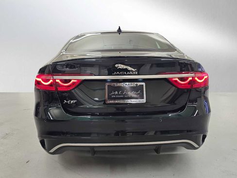 Used 2023 Jaguar XF R-Dynamic SE image 4