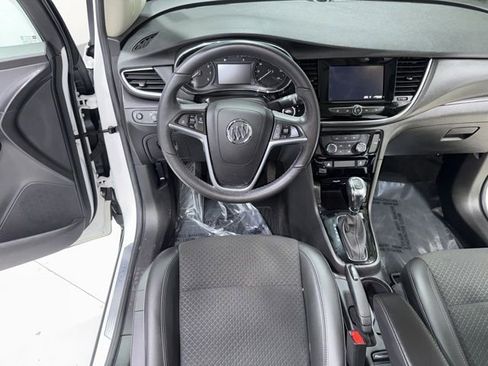 Used 2022 Buick Encore Preferred w/ Safety Package image 14