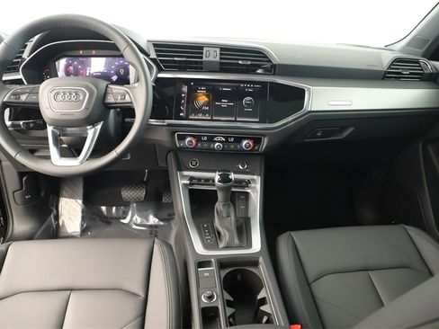 New 2025 Audi Q3 2.0T Premium image 18
