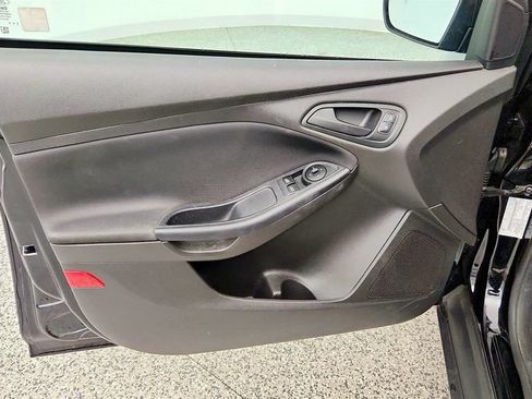 Used 2016 Ford Focus S FWD image 10