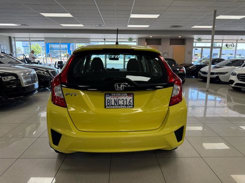 Used 2015 Honda Fit LX image 5