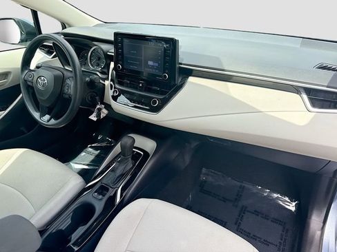 Used 2022 Toyota Corolla LE FWD image 27