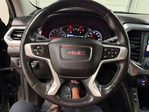 Certified 2017 GMC Acadia SLT AWD/4WD image 41