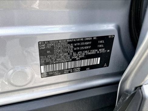 Used 2024 Toyota RAV4 XLE w/ Convenience Package FWD image 19