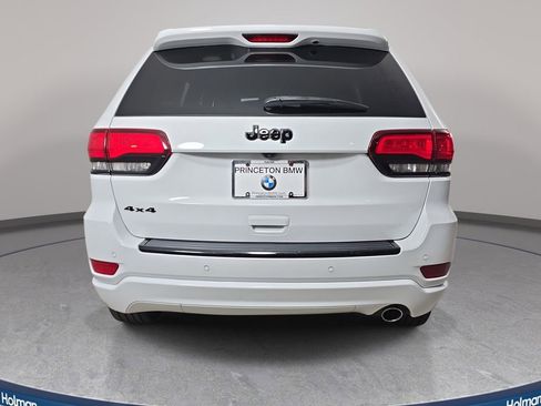Used 2017 Jeep Grand Cherokee Altitude AWD/4WD image 7