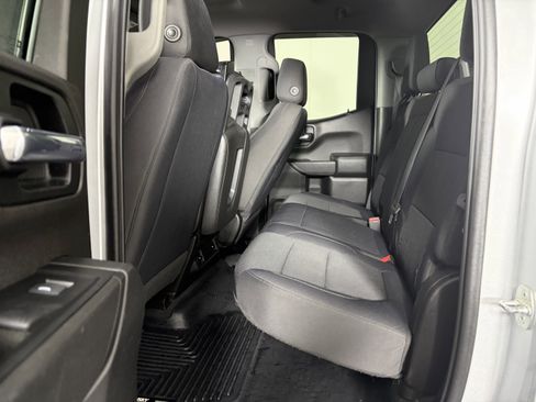 Used 2019 Chevrolet Silverado 1500 Custom w/ Custom Value Package image 10