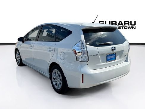 Used 2012 Toyota Prius V Two FWD image 5