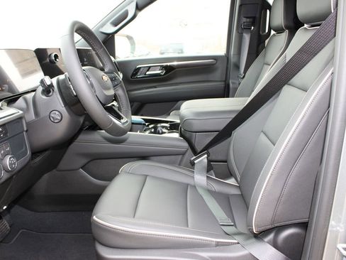 New 2025 Chevrolet Tahoe Premier image 16