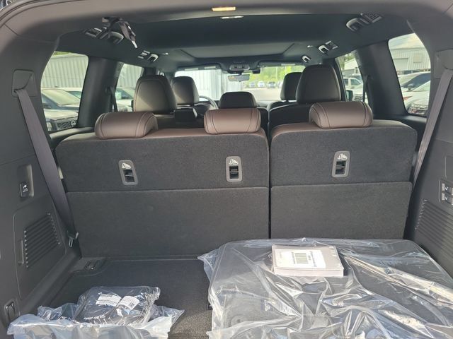 New 2026 Nissan Armada Platinum AWD/4WD image 7