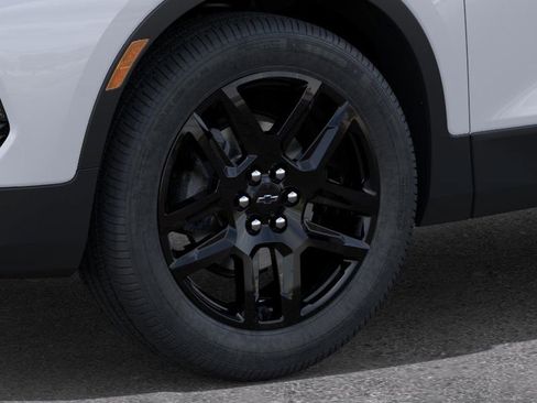 New 2025 Chevrolet Blazer LT w/ Convenience Package image 9