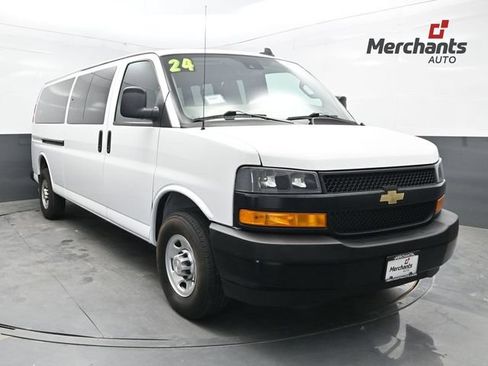 Used 2024 Chevrolet Express 3500 LS RWD image 1