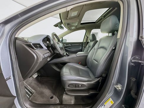 Used 2020 Buick Enclave Essence w/ Sound and Sites Package FWD image 13