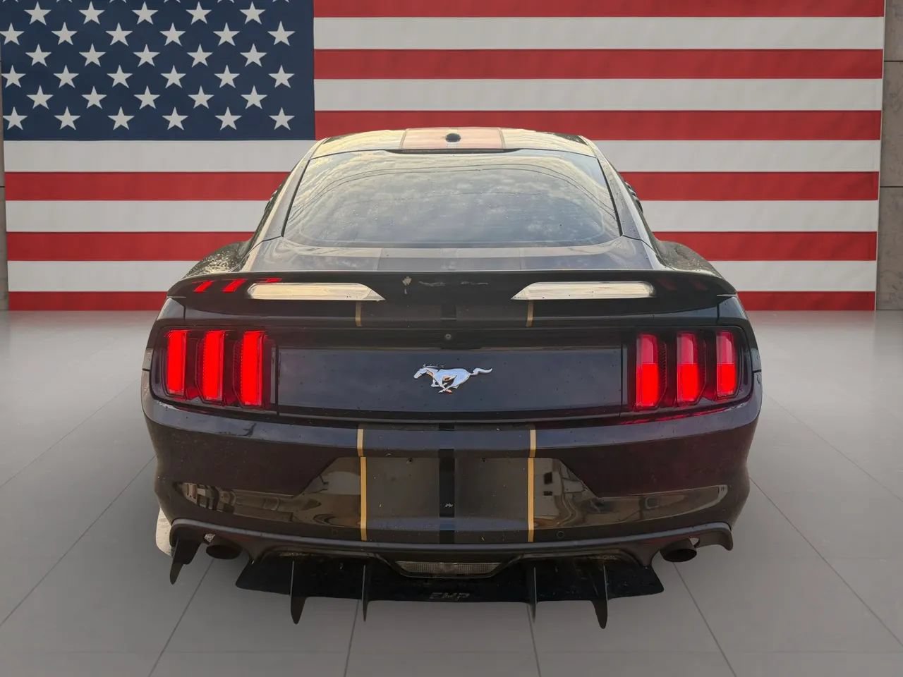 Used 2016 Ford Mustang Premium w/ Ecoboost Performance Package RWD image 7