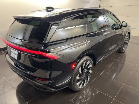 New 2026 Lincoln Nautilus Reserve w/ Jet Appearance Package AWD/4WD image 6