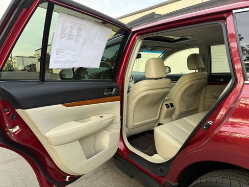 Used 2013 Subaru Outback 2.5i Limited image 23