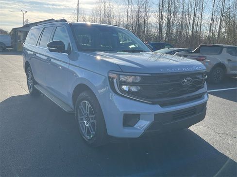 New 2026 Ford Expedition Max Active image 3