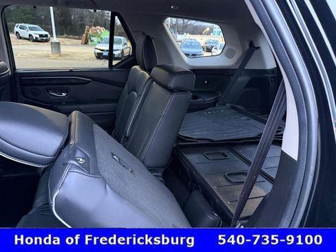 Certified 2025 Honda Pilot Elite image 39